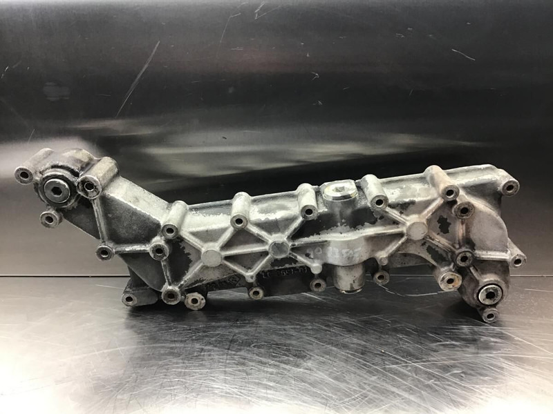 Liebherr - Oliekoeler: afbeelding 1 Liebherr - Oliekoeler: afbeelding 1