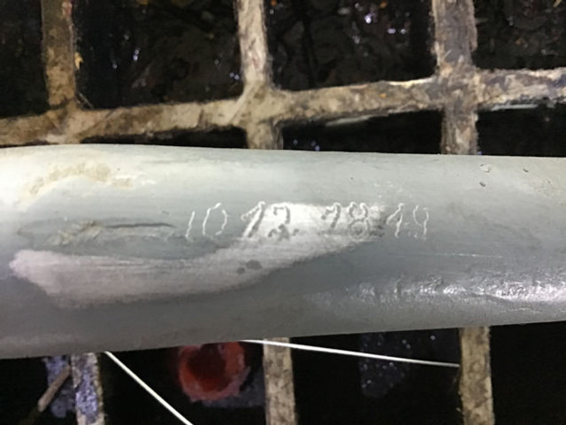 Liebherr Oil Return Pipe - Motor en onderdelen: afbeelding 3 Liebherr Oil Return Pipe - Motor en onderdelen: afbeelding 3