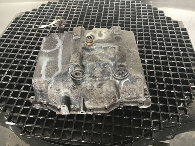 Liebherr Oil Sump - Carter: afbeelding 3 Liebherr Oil Sump - Carter: afbeelding 3
