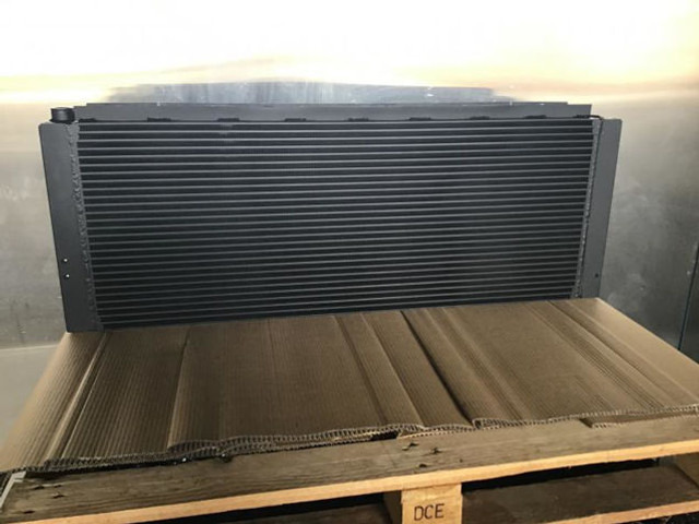 Liebherr Oilcooler - Oliekoeler: afbeelding 3 Liebherr Oilcooler - Oliekoeler: afbeelding 3