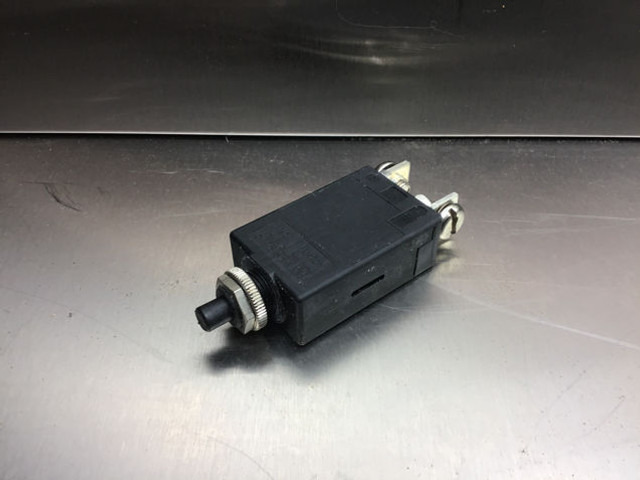 Liebherr Power Safety Switch - Instrumentenpaneel: afbeelding 1 Liebherr Power Safety Switch - Instrumentenpaneel: afbeelding 1
