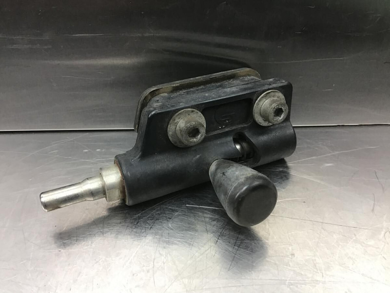 Liebherr R900 Li / R914HDSL / R914B / R912HDSL / R912 Li / R902 Li / R321 / A904 Li / A904 INDUSTRIAL / A902 Li / A900 Li / A902 INDUSTRI - Cabine en interieur: afbeelding 1 Liebherr R900 Li / R914HDSL / R914B / R912HDSL / R912 Li / R902 Li / R321 / A904 Li / A904 INDUSTRIAL / A902 Li / A900 Li / A902 INDUSTRI - Cabine en interieur: afbeelding 1