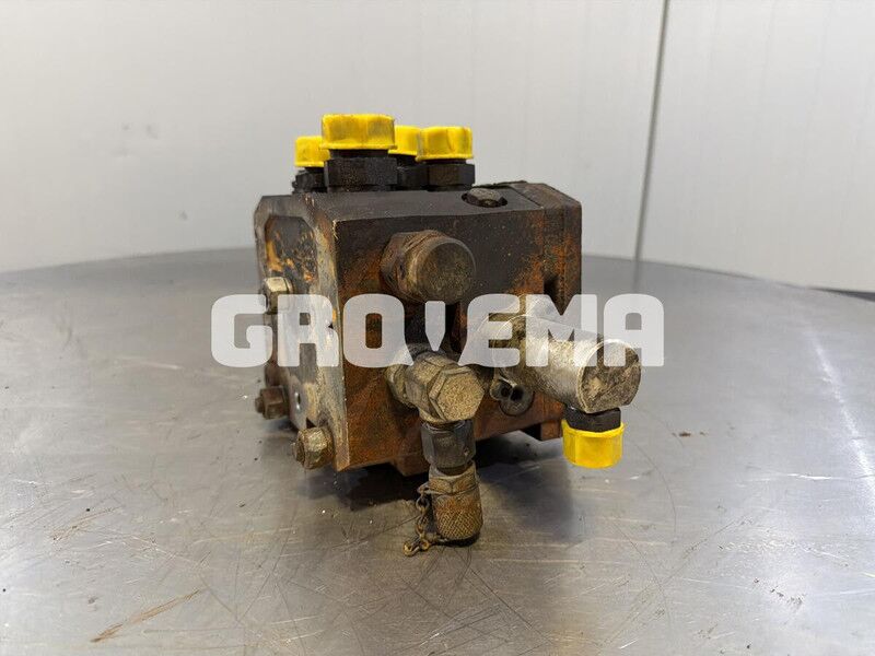 Liebherr R922 / R926 K-LC / R946 LC / R946 LC-V / R946 NLC / R922 Li / R922 LC / R922 ENGINE LIEBHERR / R926 LC / R920 / R920 LC / R920 N - Hydraulica: afbeelding 3 Liebherr R922 / R926 K-LC / R946 LC / R946 LC-V / R946 NLC / R922 Li / R922 LC / R922 ENGINE LIEBHERR / R926 LC / R920 / R920 LC / R920 N - Hydraulica: afbeelding 3