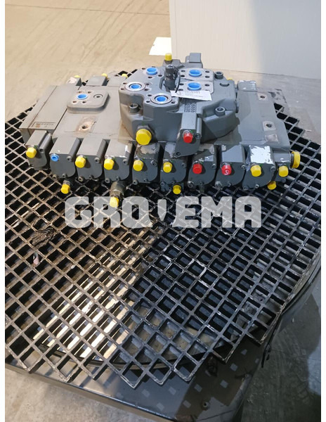 Liebherr R946 LC / R946 LC-V / R946 NLC / R946 S-HD / R946 / R946 VH-HD - Hydraulica: afbeelding 2 Liebherr R946 LC / R946 LC-V / R946 NLC / R946 S-HD / R946 / R946 VH-HD - Hydraulica: afbeelding 2