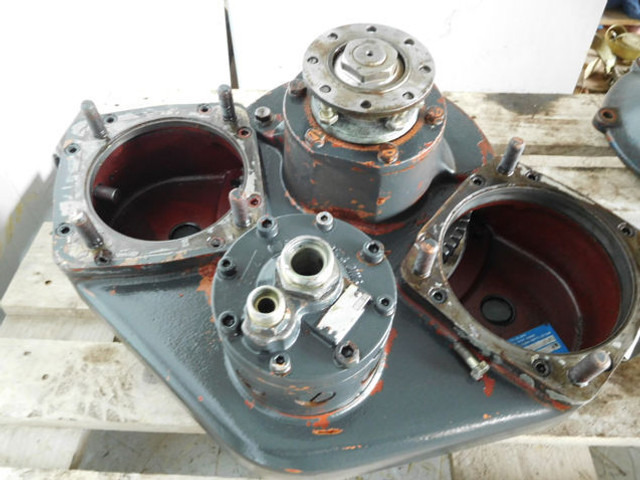 Liebherr Travel Gear Box - Versnellingsbak: afbeelding 1 Liebherr Travel Gear Box - Versnellingsbak: afbeelding 1