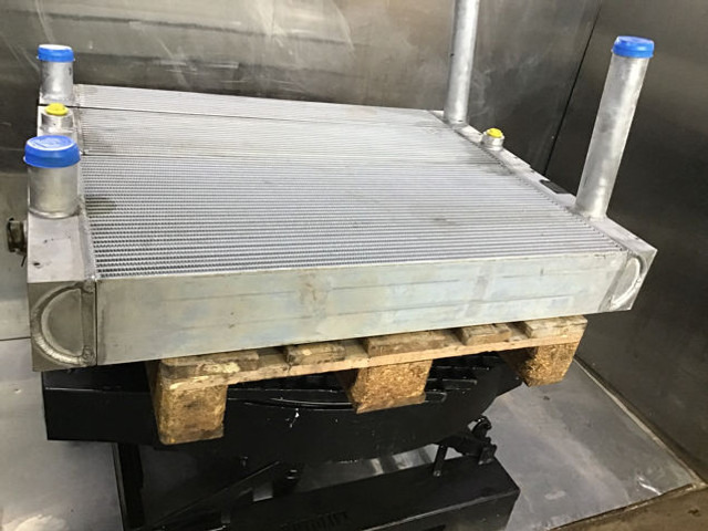 Liebherr Water Cooler - Intercooler: afbeelding 1 Liebherr Water Cooler - Intercooler: afbeelding 1