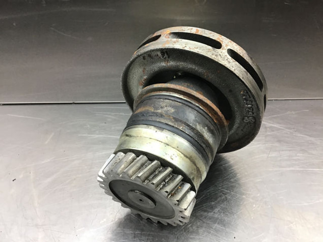 Liebherr Waterpump - Waterpomp: afbeelding 4 Liebherr Waterpump - Waterpomp: afbeelding 4