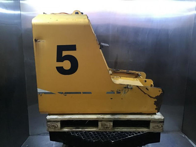 Onderdelen Liebherr Fuel Tank: afbeelding 9 Onderdelen Liebherr Fuel Tank: afbeelding 9