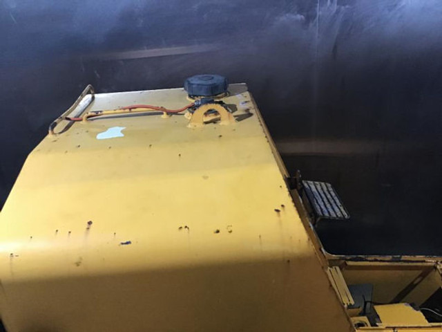 Onderdelen Liebherr Fuel Tank: afbeelding 12 Onderdelen Liebherr Fuel Tank: afbeelding 12