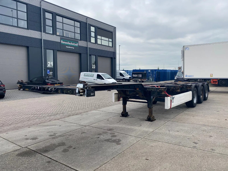 Krone SD 27 / Container Chassis / BPW + Disc / 1x Extendable / 1x Lift Axle - Containertransporter/ Wissellaadbak oplegger: afbeelding 4 Krone SD 27 / Container Chassis / BPW + Disc / 1x Extendable / 1x Lift Axle - Containertransporter/ Wissellaadbak oplegger: afbeelding 4