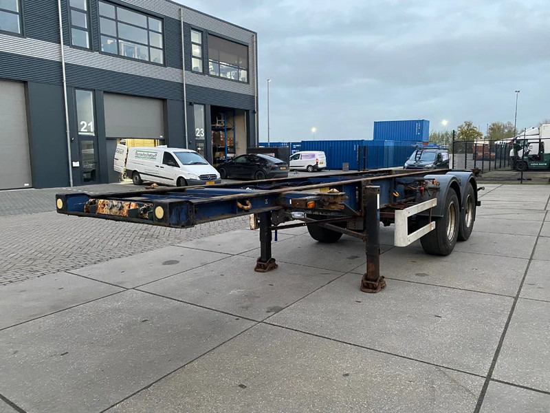 Krone SZF18 / 20 FT Container Chassis / SAF - Containertransporter/ Wissellaadbak oplegger: afbeelding 4 Krone SZF18 / 20 FT Container Chassis / SAF - Containertransporter/ Wissellaadbak oplegger: afbeelding 4