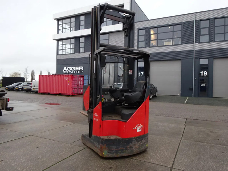 Linde R16X / 1600 kg / Reachtruck / Only for parts! - Reach truck: afbeelding 4 Linde R16X / 1600 kg / Reachtruck / Only for parts! - Reach truck: afbeelding 4