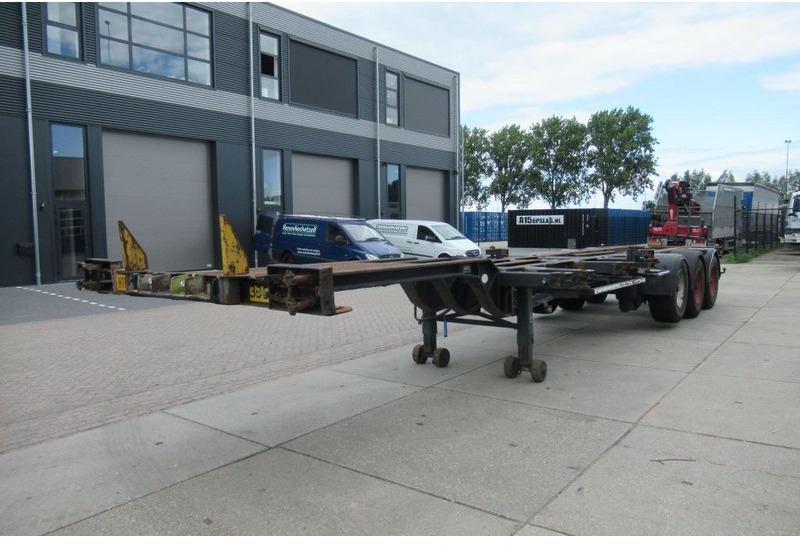 Renders Container Chassis / Extendable on rear / BPW + drum - Containertransporter/ Wissellaadbak oplegger: afbeelding 4 Renders Container Chassis / Extendable on rear / BPW + drum - Containertransporter/ Wissellaadbak oplegger: afbeelding 4