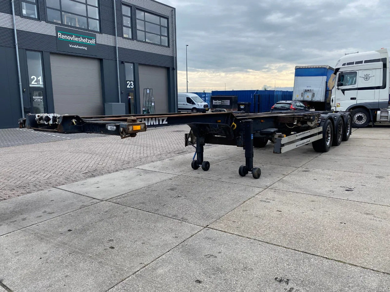 Schmitz Cargobull SCF 27 / SAF + Disc / 1x Extendable / 1x Lift Axle - Containertransporter/ Wissellaadbak oplegger: afbeelding 4 Schmitz Cargobull SCF 27 / SAF + Disc / 1x Extendable / 1x Lift Axle - Containertransporter/ Wissellaadbak oplegger: afbeelding 4