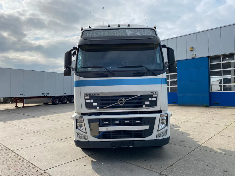 Volvo FH 12.420 6X2 / Steering Axle / 2x Tank / Euro 5 - Trekker: afbeelding 2 Volvo FH 12.420 6X2 / Steering Axle / 2x Tank / Euro 5 - Trekker: afbeelding 2
