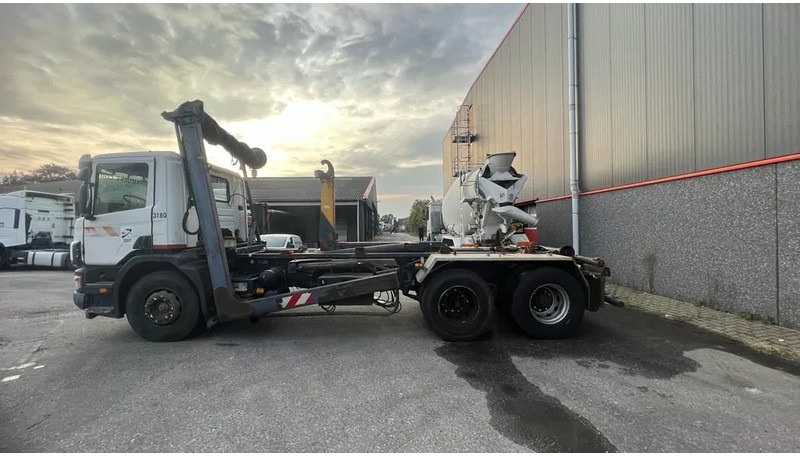 Scania P114-380 Manual + FULL STEEL+ Retarder - Containertransporter/ Wissellaadbak vrachtwagen: afbeelding 2 Scania P114-380 Manual + FULL STEEL+ Retarder - Containertransporter/ Wissellaadbak vrachtwagen: afbeelding 2