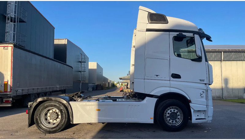 Mercedes-Benz Actros 1945 - Trekker: afbeelding 4 Mercedes-Benz Actros 1945 - Trekker: afbeelding 4