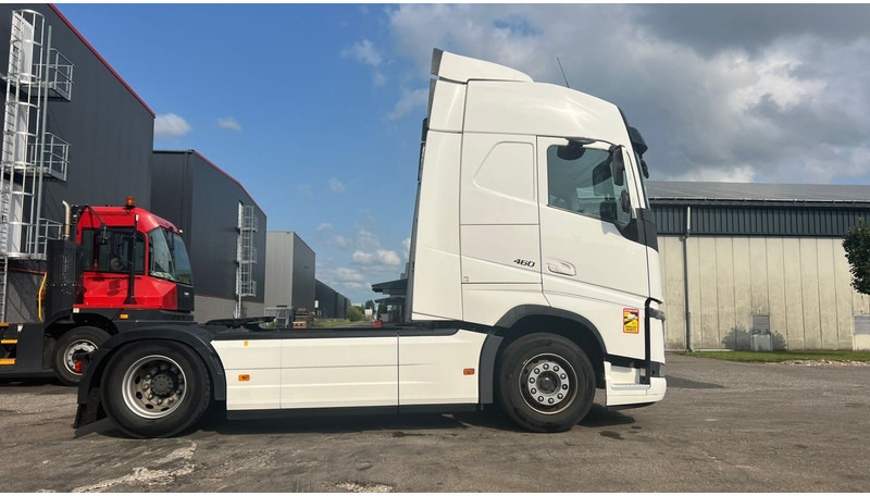 Volvo FH 460 Full Spoilers + Koelkast + Topconditie - Trekker: afbeelding 4 Volvo FH 460 Full Spoilers + Koelkast + Topconditie - Trekker: afbeelding 4