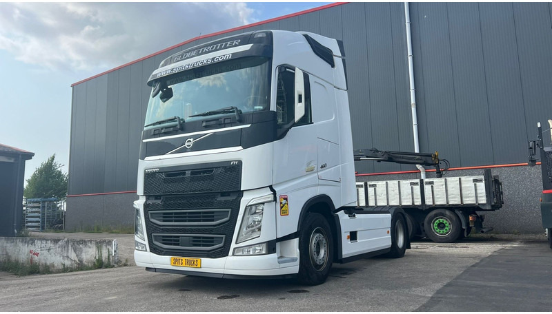 Volvo FH 460 Full Spoilers + Koelkast + Topconditie - Trekker: afbeelding 1 Volvo FH 460 Full Spoilers + Koelkast + Topconditie - Trekker: afbeelding 1