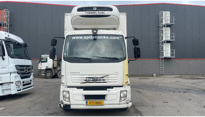 Volvo FL 240 Thermo-King+LIFT DHollandia - Koelwagen vrachtwagen: afbeelding 2 Volvo FL 240 Thermo-King+LIFT DHollandia - Koelwagen vrachtwagen: afbeelding 2