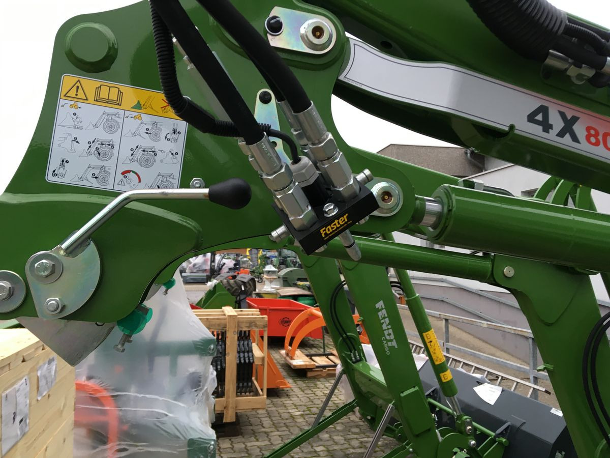 Fendt Cargo 4X75 - Voorlader voor tractor: afbeelding 2 Fendt Cargo 4X75 - Voorlader voor tractor: afbeelding 2