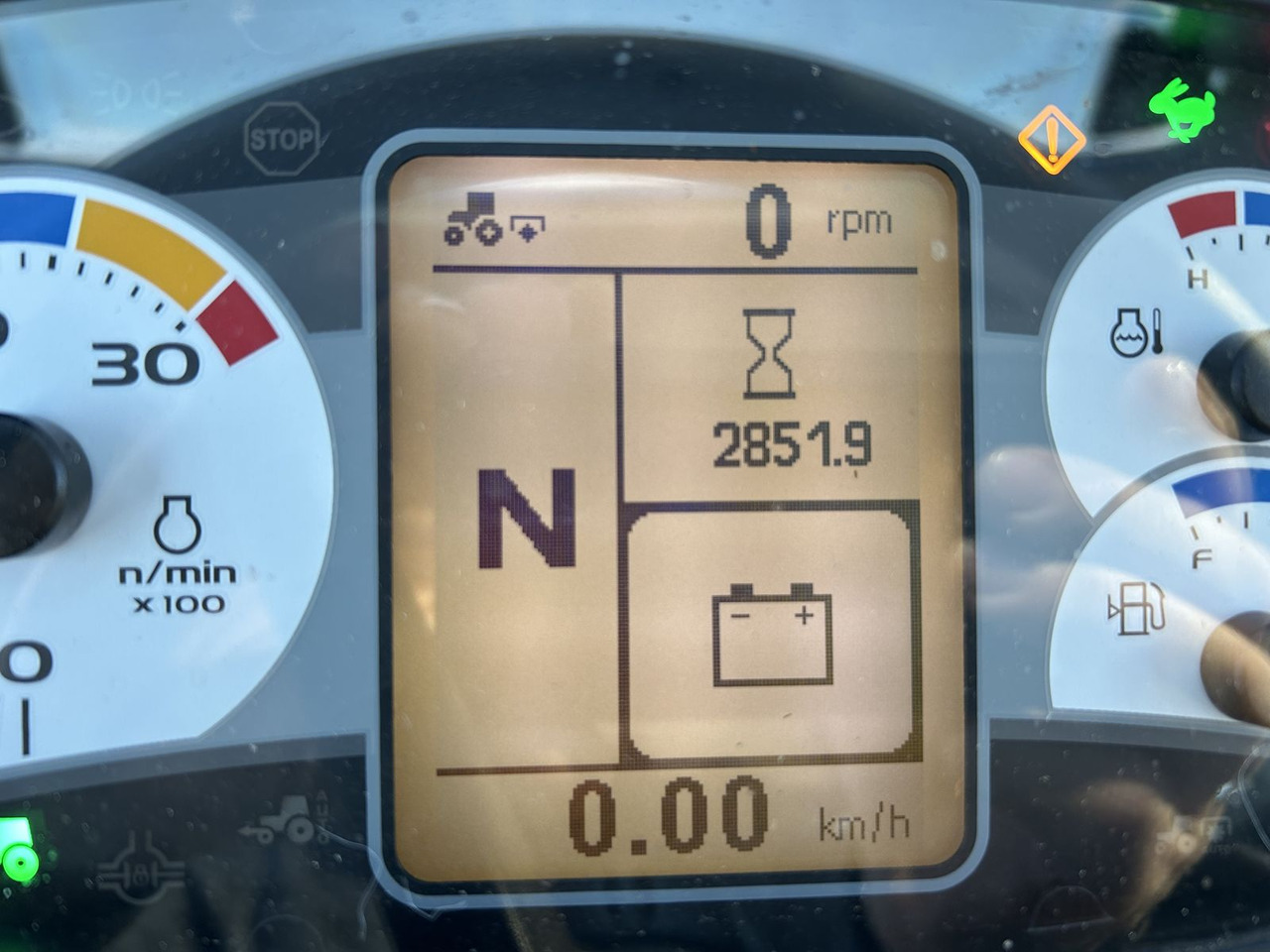 New Holland T 5.105 - Tractor: afbeelding 2 New Holland T 5.105 - Tractor: afbeelding 2