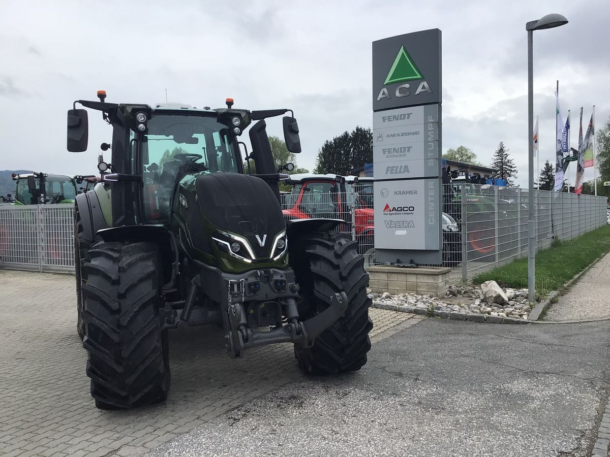 Valtra Q305 - Tractor: afbeelding 2 Valtra Q305 - Tractor: afbeelding 2