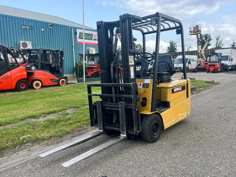 Caterpillar EP18KT - Elektrische heftruck: afbeelding 4 Caterpillar EP18KT - Elektrische heftruck: afbeelding 4