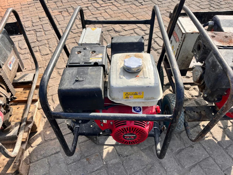 Europower EP7000 - Industrie generator: afbeelding 2 Europower EP7000 - Industrie generator: afbeelding 2