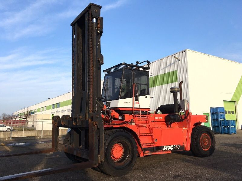 Fantuzzi FDC250 - Diesel heftruck: afbeelding 4 Fantuzzi FDC250 - Diesel heftruck: afbeelding 4