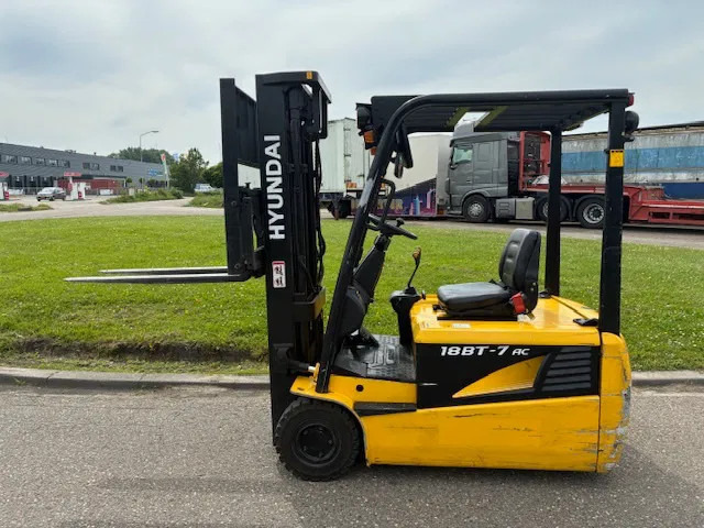 Hyundai 18BT-7 - Elektrische heftruck: afbeelding 2 Hyundai 18BT-7 - Elektrische heftruck: afbeelding 2