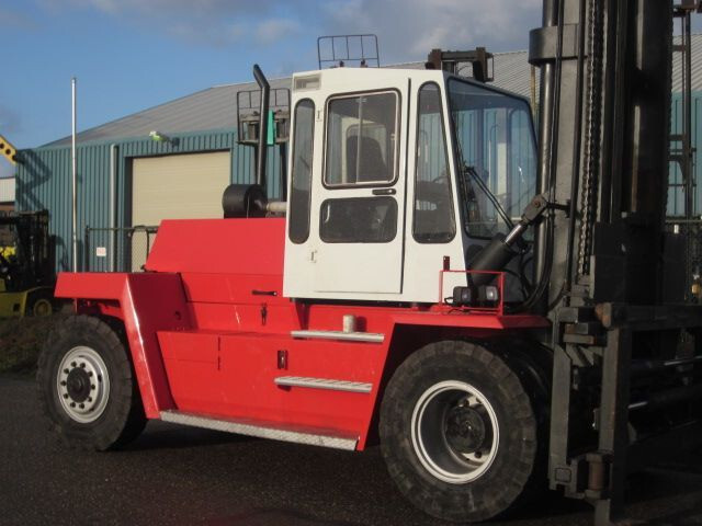 Kalmar DC12-1200 - Diesel heftruck: afbeelding 2 Kalmar DC12-1200 - Diesel heftruck: afbeelding 2