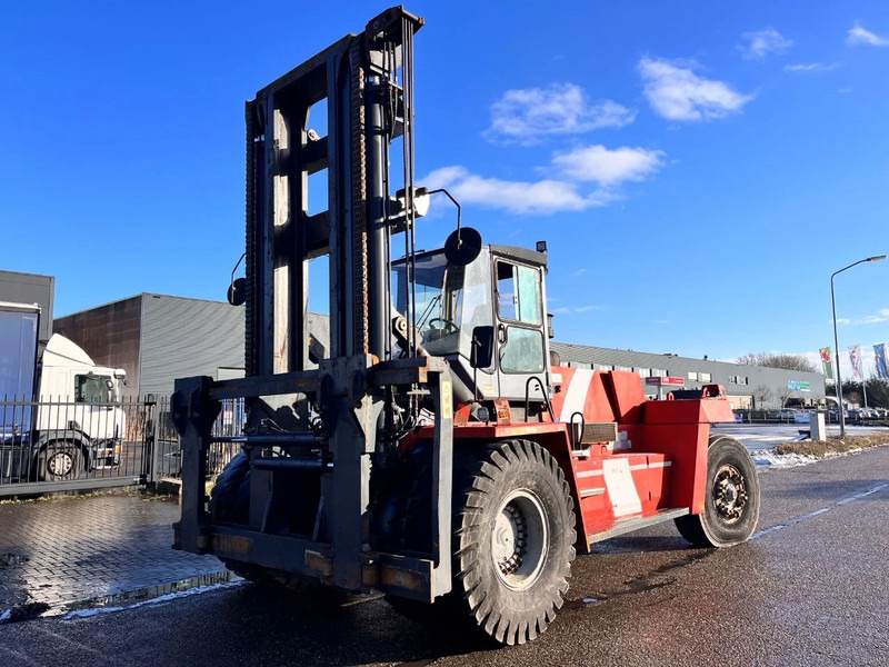 Kalmar DCD 320-12 LB - Diesel heftruck: afbeelding 4 Kalmar DCD 320-12 LB - Diesel heftruck: afbeelding 4