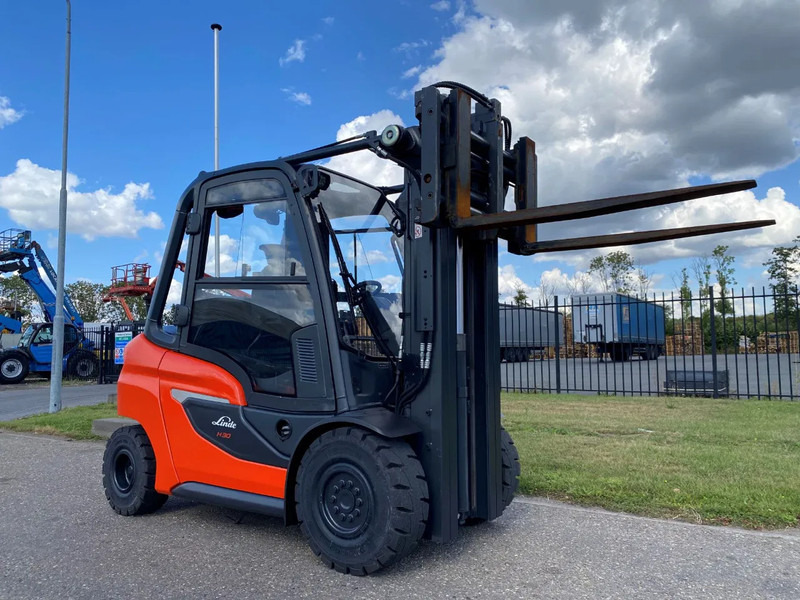 Linde H30D-01 - Diesel heftruck: afbeelding 1 Linde H30D-01 - Diesel heftruck: afbeelding 1