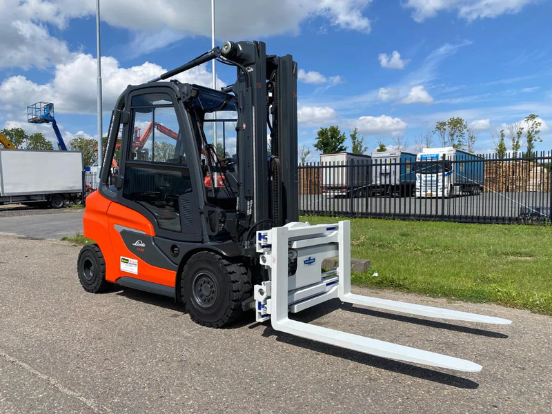 Linde H35D-01 Cascade rotating fork clamp - Diesel heftruck: afbeelding 3 Linde H35D-01 Cascade rotating fork clamp - Diesel heftruck: afbeelding 3