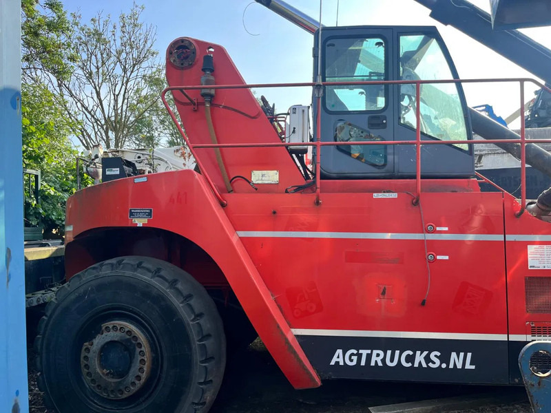 Terex Fantuzzi CS45KM FOR PARTS - Reach stacker: afbeelding 3 Terex Fantuzzi CS45KM FOR PARTS - Reach stacker: afbeelding 3