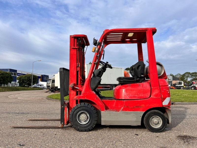 Toyota 42- 7FGF15 - LPG heftruck: afbeelding 2 Toyota 42- 7FGF15 - LPG heftruck: afbeelding 2