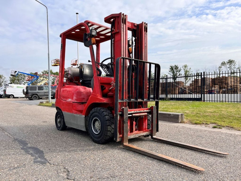 Toyota 42- 7FGF15 - LPG heftruck: afbeelding 3 Toyota 42- 7FGF15 - LPG heftruck: afbeelding 3
