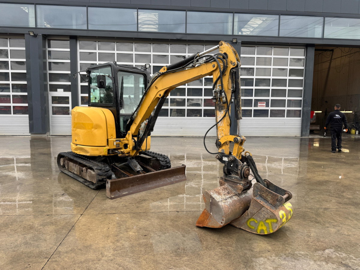 CATERPILLAR 303.5 E Powertilt - Rupsgraafmachine: afbeelding 2 CATERPILLAR 303.5 E Powertilt - Rupsgraafmachine: afbeelding 2