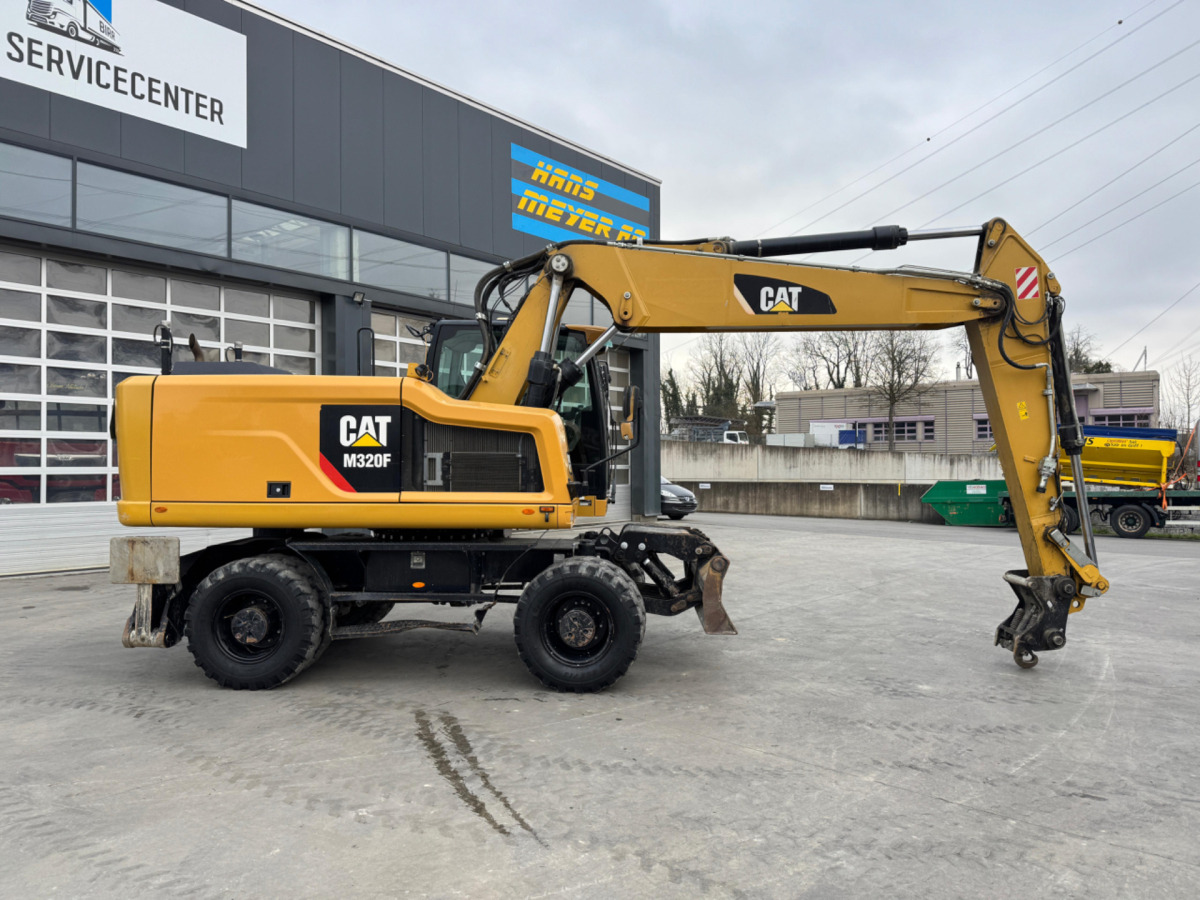 CATERPILLAR M320F Oilquick - Mobiele graafmachine: afbeelding 3 CATERPILLAR M320F Oilquick - Mobiele graafmachine: afbeelding 3