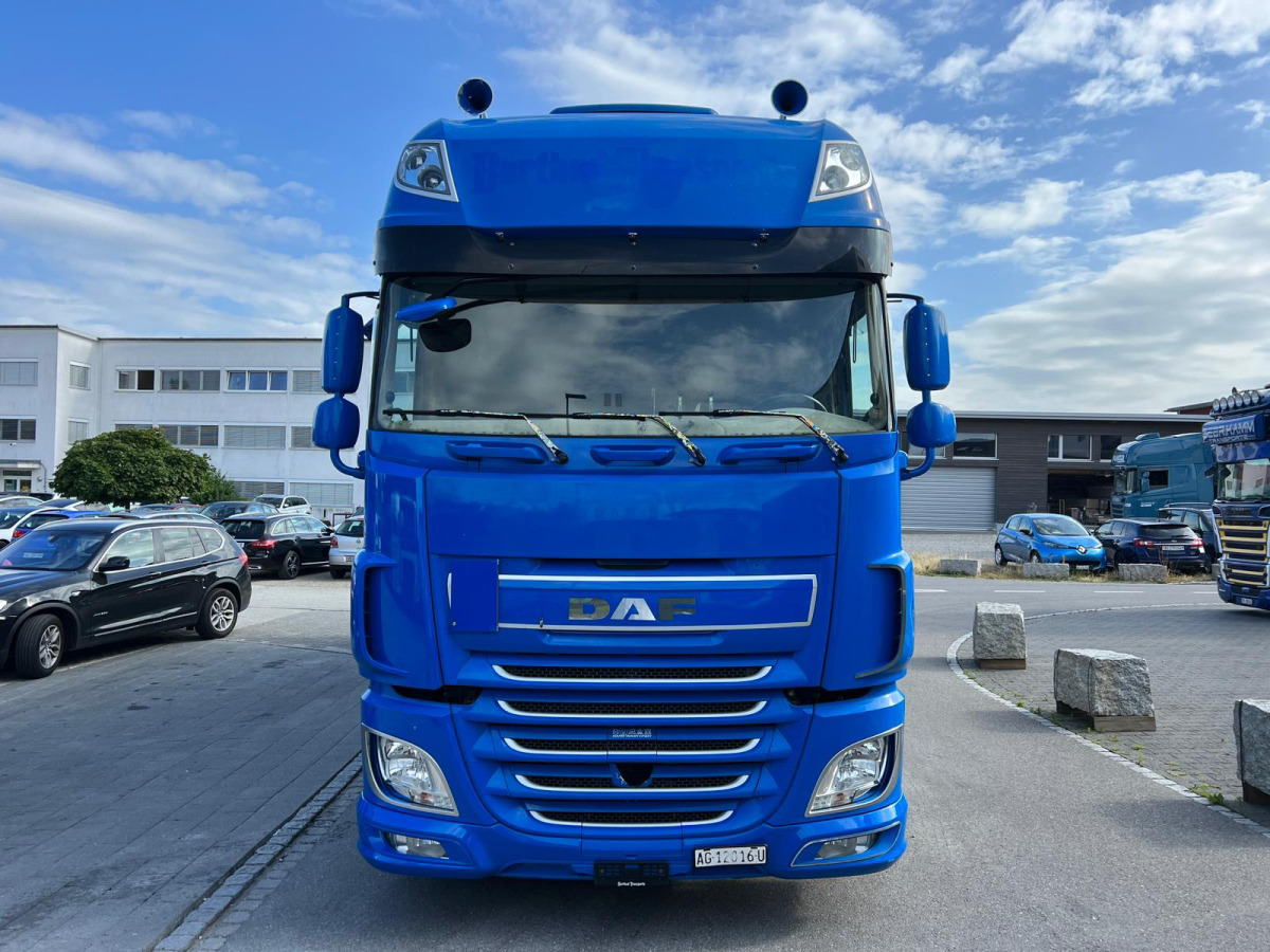 DAF XF510 6x2 - Schuifzeilen vrachtwagen: afbeelding 2 DAF XF510 6x2 - Schuifzeilen vrachtwagen: afbeelding 2