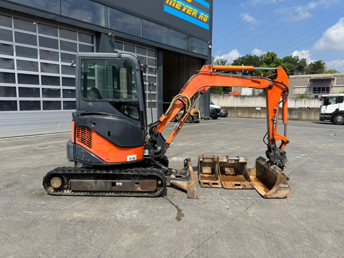 HITACHI Zaxis 30U-2 CSR - Rupsgraafmachine: afbeelding 3 HITACHI Zaxis 30U-2 CSR - Rupsgraafmachine: afbeelding 3