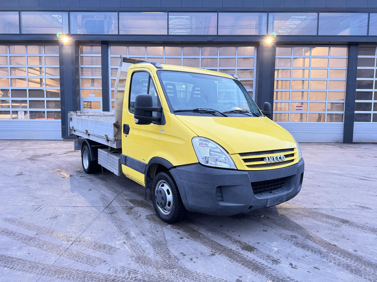 IVECO Daily 35C15 4x2 - Kipper bestelwagen: afbeelding 3 IVECO Daily 35C15 4x2 - Kipper bestelwagen: afbeelding 3