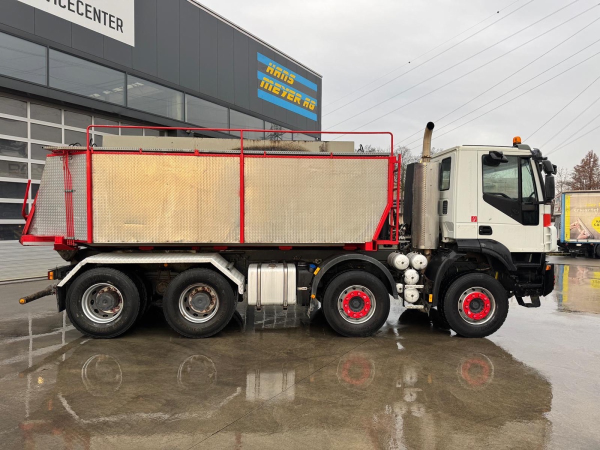 IVECO Trakker 41T410 8x4 Thermo 2 Kammern - Kipper vrachtwagen: afbeelding 5 IVECO Trakker 41T410 8x4 Thermo 2 Kammern - Kipper vrachtwagen: afbeelding 5