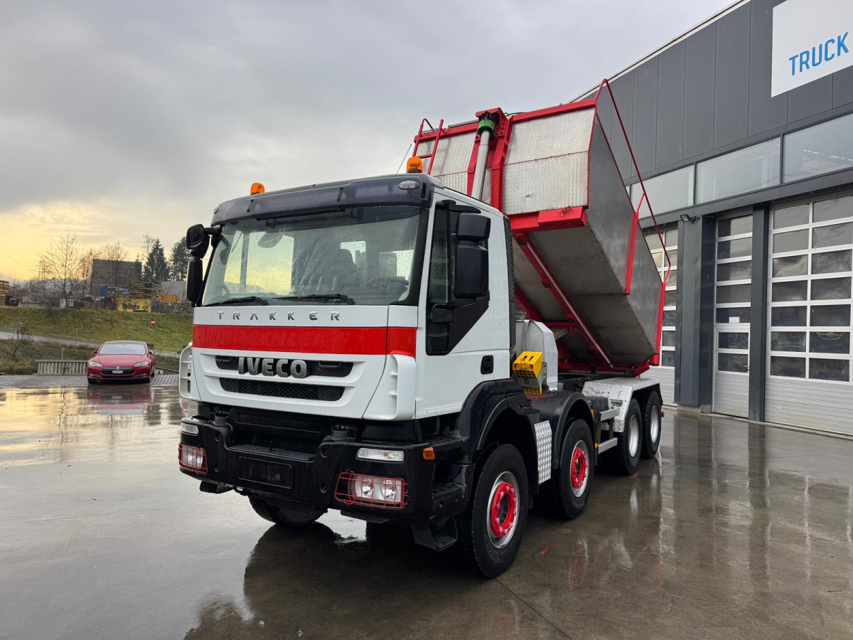 IVECO Trakker 41T410 8x4 Thermo 2 Kammern - Kipper vrachtwagen: afbeelding 1 IVECO Trakker 41T410 8x4 Thermo 2 Kammern - Kipper vrachtwagen: afbeelding 1