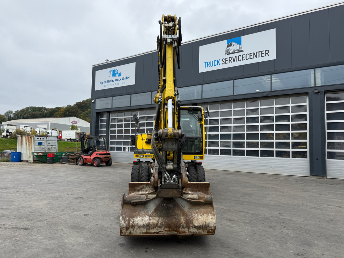 LIEBHERR 900 C 3xBuckets - Mobiele graafmachine: afbeelding 2 LIEBHERR 900 C 3xBuckets - Mobiele graafmachine: afbeelding 2