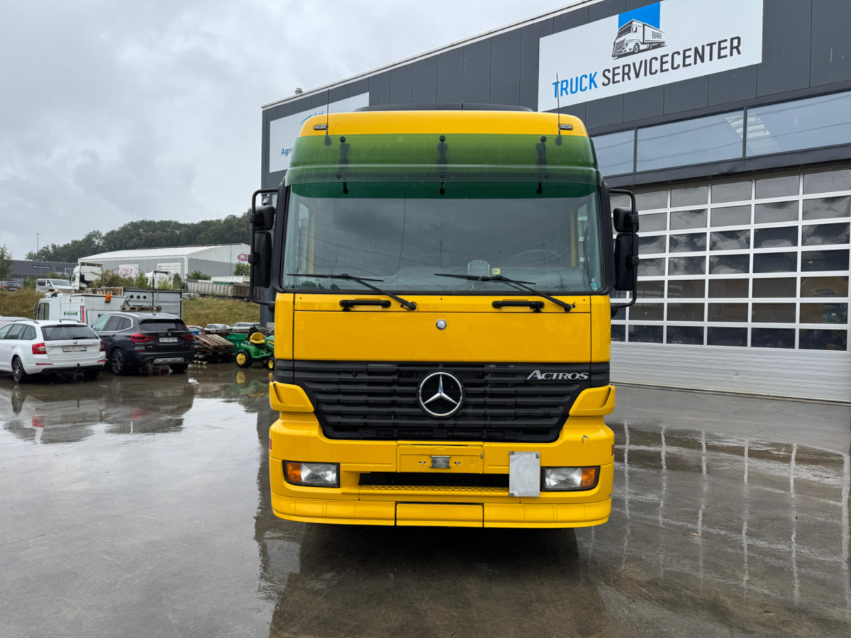 MERCEDES Actros 1835 4x2 - Schuifzeilen vrachtwagen: afbeelding 2 MERCEDES Actros 1835 4x2 - Schuifzeilen vrachtwagen: afbeelding 2