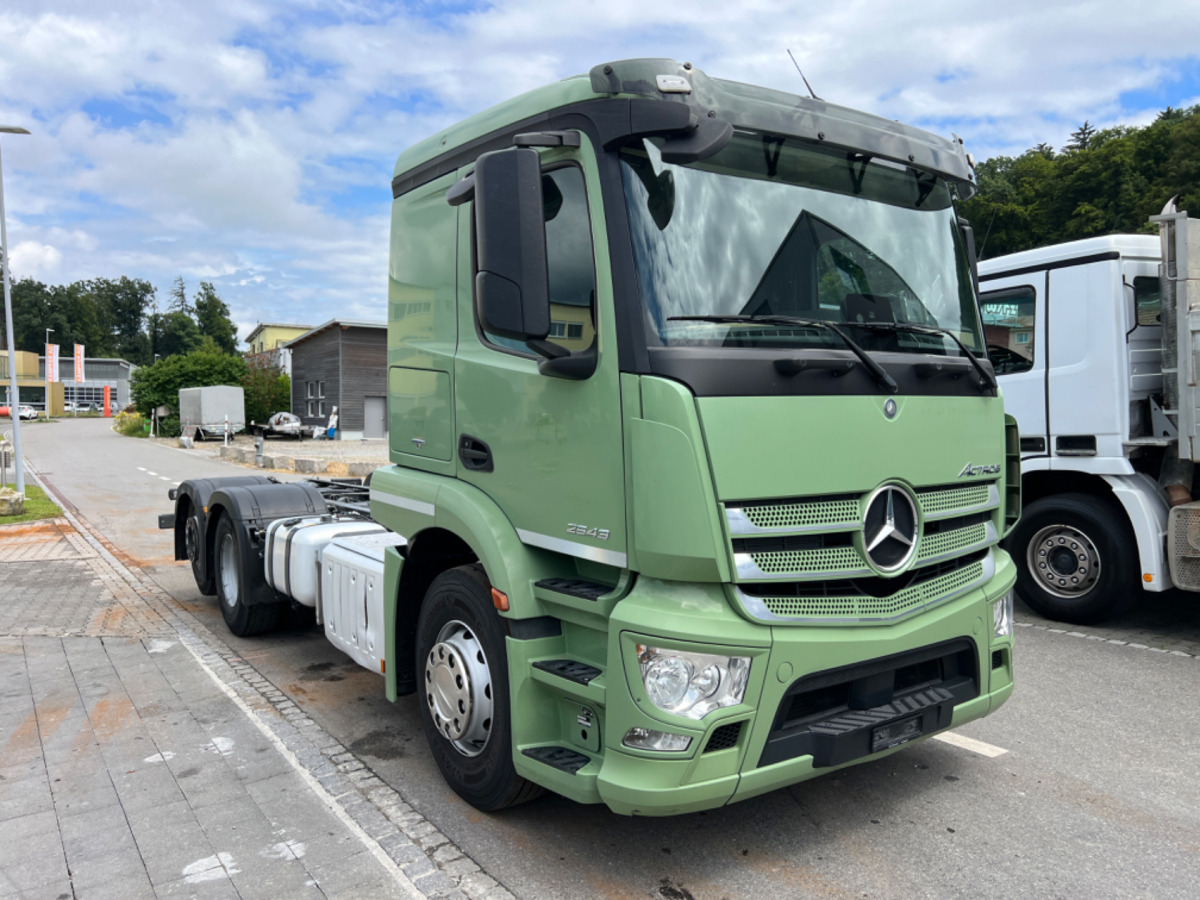 MERCEDES Actros 2543 6x2 - Chassis vrachtwagen: afbeelding 4 MERCEDES Actros 2543 6x2 - Chassis vrachtwagen: afbeelding 4