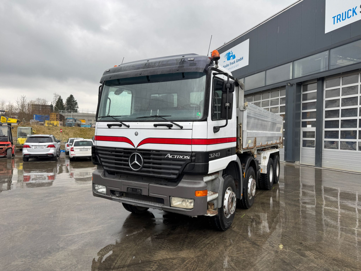 MERCEDES Actros 3243 Moser Bordmatic - Kipper vrachtwagen: afbeelding 2 MERCEDES Actros 3243 Moser Bordmatic - Kipper vrachtwagen: afbeelding 2
