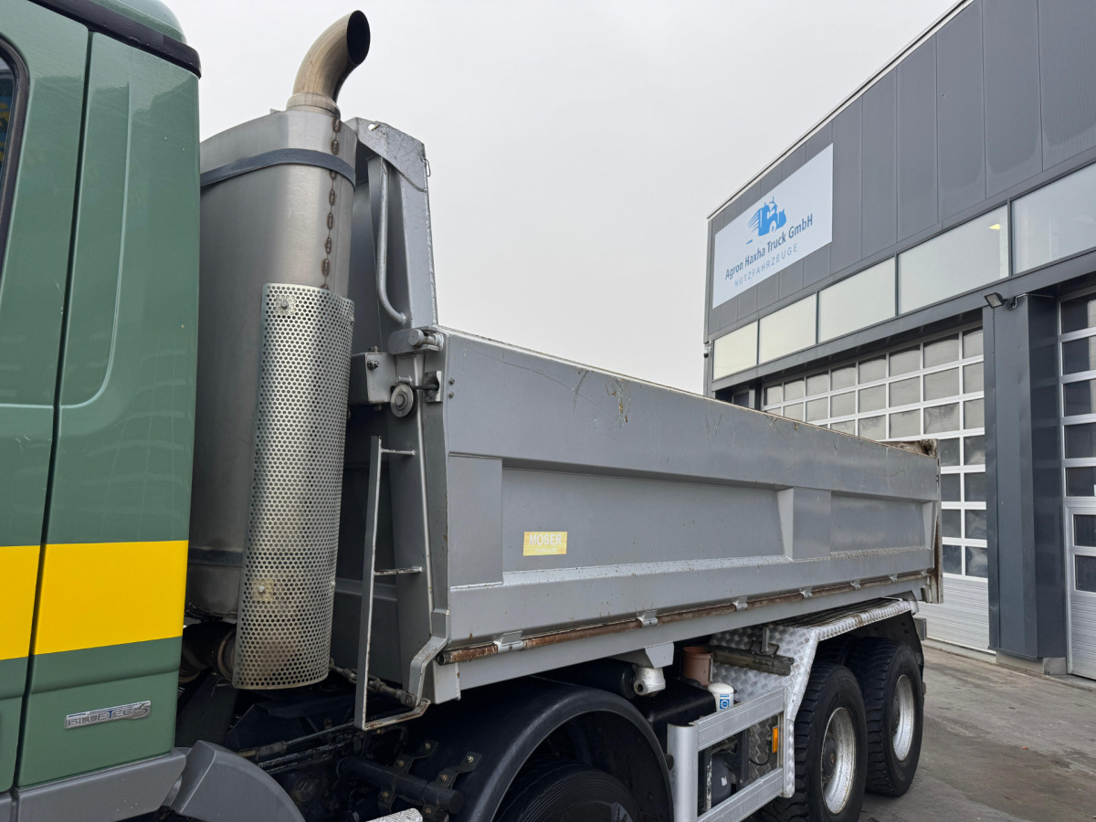 Kipper vrachtwagen MERCEDES Actros 3246 8x4 Moser: afbeelding 10